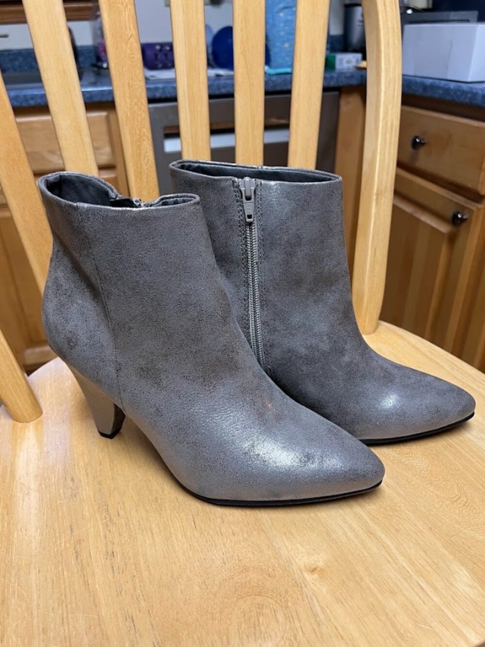Seven Dials Women's Calzada Metallic Silver Ankle Booties